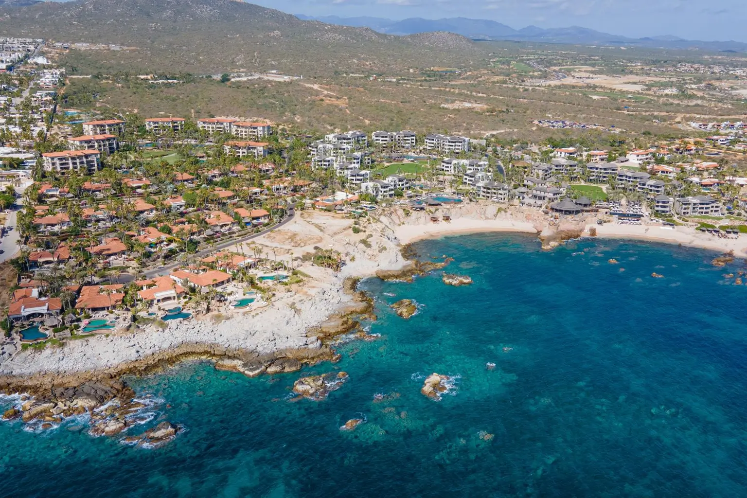 Smart Luxury Real Estate in Esperanza