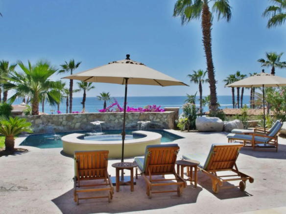 Luxury Estates Villas in Esperanza