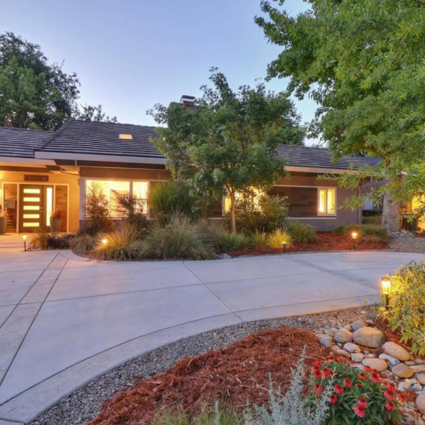 Real Estate Investment in Esperanza: A Complete Buyer’s Roadmap for 2025