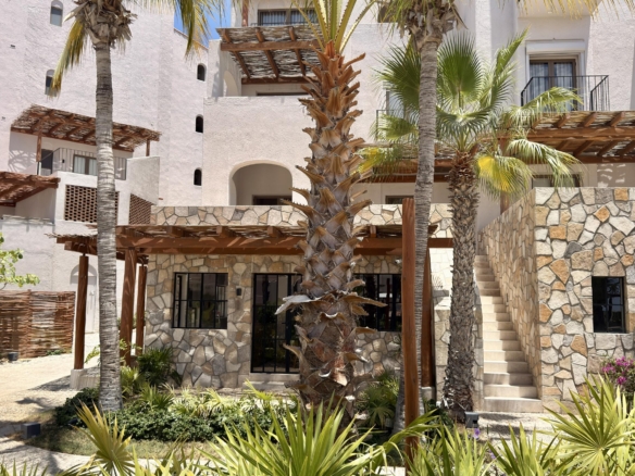 Los Cabos Satus Exclusivo Departamento con Vista al Arco, Precio en pesos: – 3400 P. Finisterra, San Jose del Cabo, BS