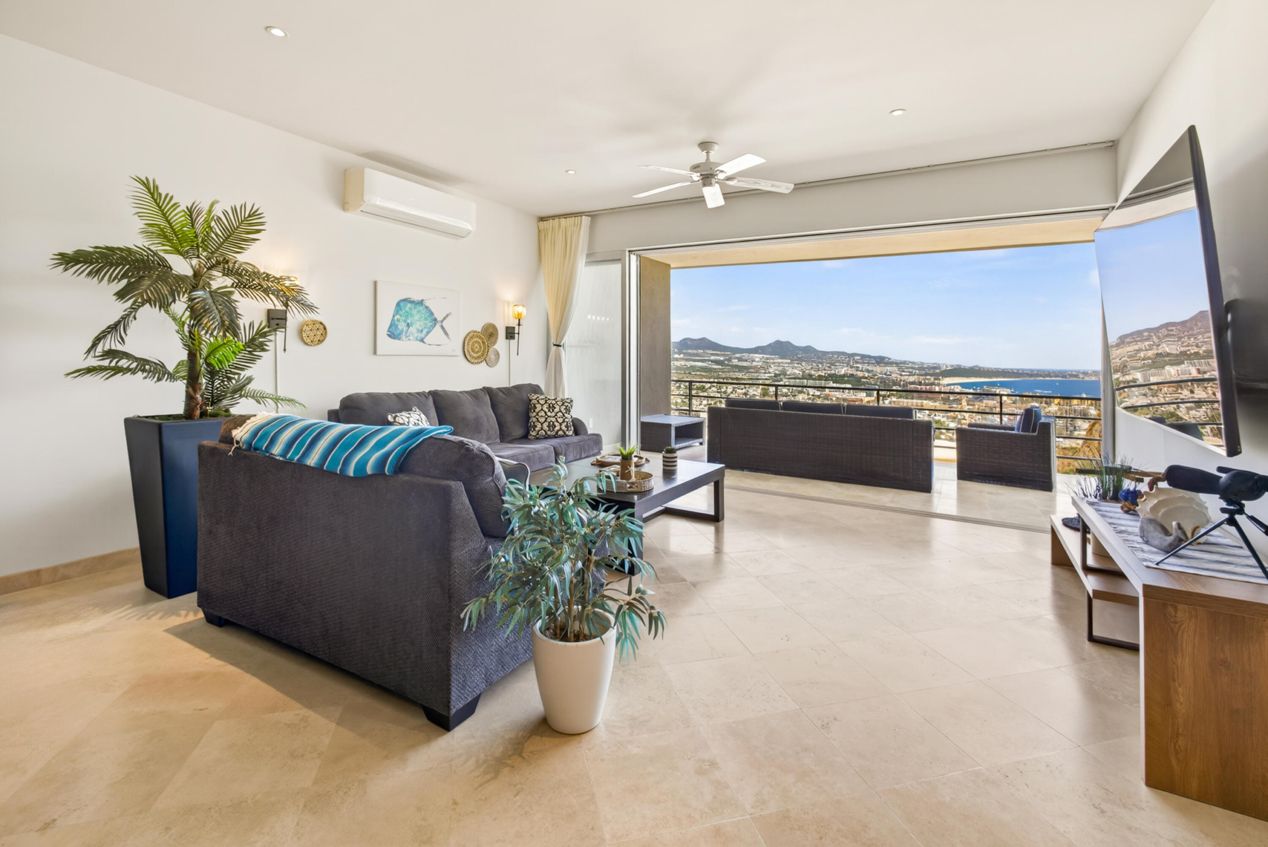 Los Cabos Sjd Marina:General Welcome to your new home in Animas 4! This modern and stylish 2-bedroom, 2.5-bathroom apartment comes fully furnished and is ready for you to move in. Enjoy spacious, bright interiors, a kitchen equipped with high-quality appliances, and a cozy living room perfect for relaxation. The bedrooms feature ample closet space and en-suite bathrooms, ensuring privacy and comfort. Additionally, breathtaking – Camino de la Pedrera, Cabo San Lucas, BS