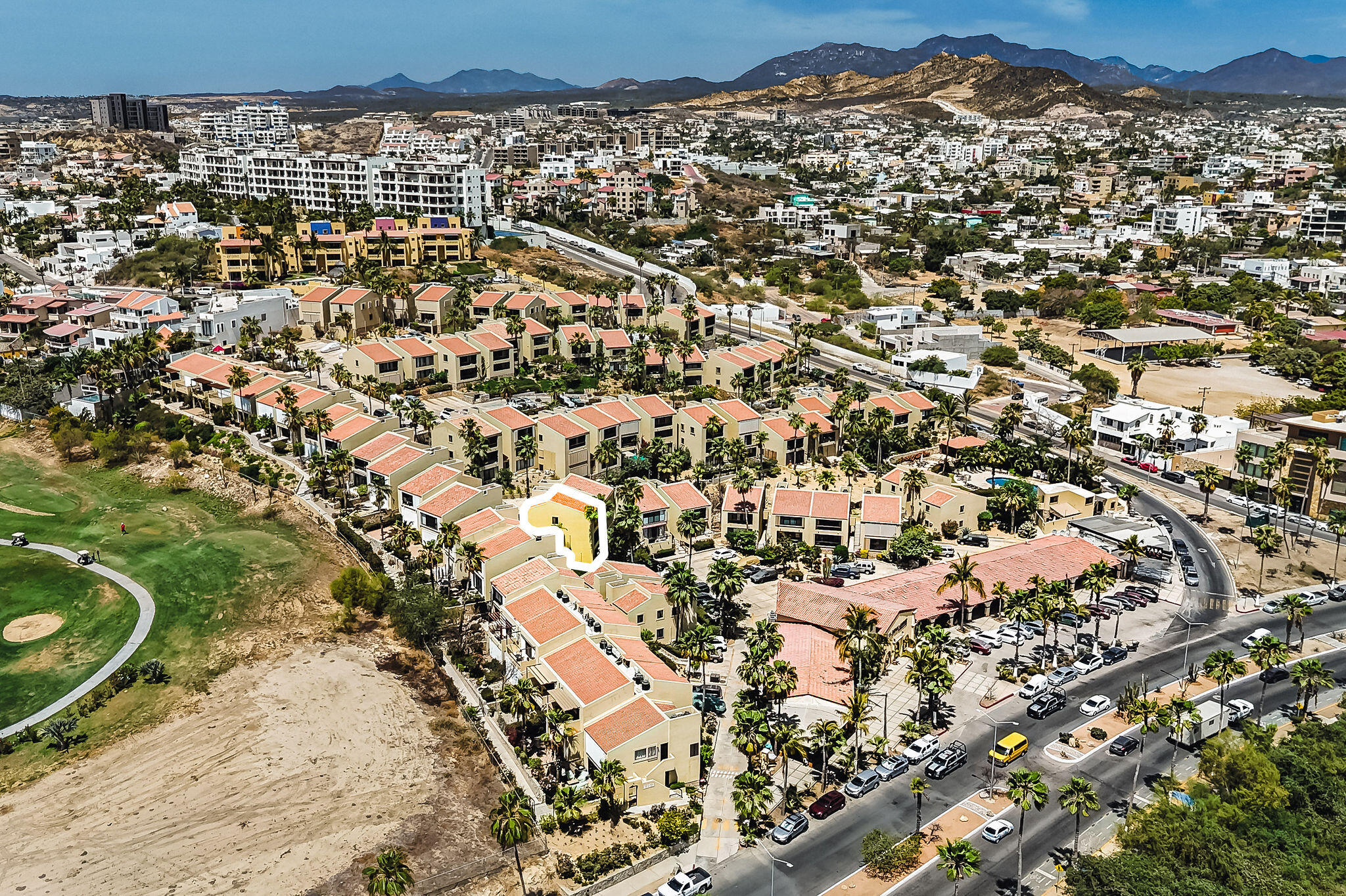 Los Cabos Belposto Belposto Residencial is a high-end development that redefines the lifestyle in San JosÃ© del Cabo. Take advantage of SJD's prime location with the most affordable price in the area, within an exclusive complex of only 20 apartments. Unit 206 features 2 bedrooms, 2 full bathrooms, a laundry area, kitchen, dining room, living room and balcony. All units come with 2 parking spaces and luxurious amenities, such as a panoramic pool on the rooftop with an exclusive social area, a fully equipped gym, a furnished business center, and a prime location close to all essential services. for sale