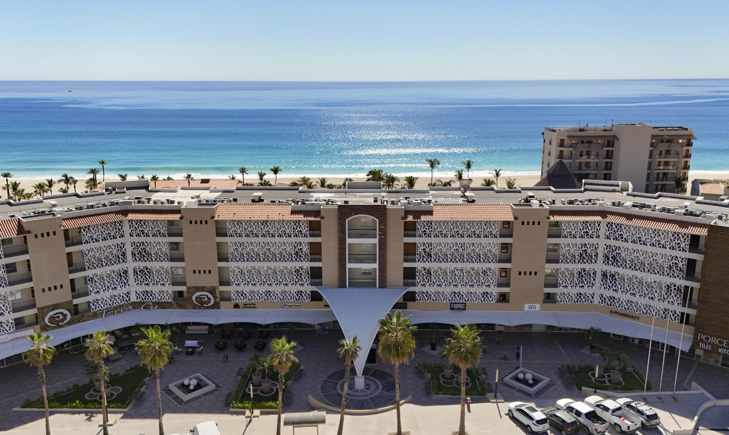 Los Cabos Balmar Experience resort-style living in one of the most desirable areas of Los Cabos. This fully equipped condo is ready to operate and generate income from day one, ideal for investors seeking immediate returns and a luxurious Cabo lifestyle.Property Highlights: Price: – VISTA LA JOLLA, San Jose del Cabo, San Jose del Cabo, BS