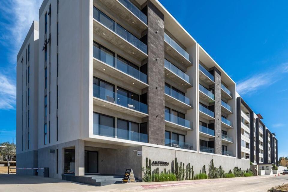 Esperanza Amaterra PENTHOUSE 601A is a turnkey 2 bedroom/2 bathroom fully furnished condo. This condo comes with 1 covered parking spot and a large private bodega as well as an additional uncovered parking spot.Walking distance to the marina and downtown and only 500 yards to the beach!This condo has an impressive rental history and is an excellent investment property. – Amaterra, Cabo Corridor, Cabo Corridor, BS