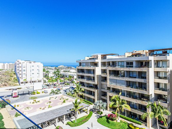 Esperanza Vista Vela Iii Investment and lifestyle opportunity in the highly desirable Vista Vela Phase III, located in prime El Tezal. This well appointed 3-bedroom, 3-bathroom corner unit offers a coveted partial – Vista Vela lll, Cabo Corridor, Cabo Corridor, BS