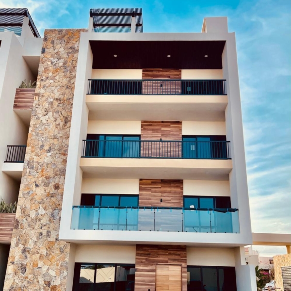 2 bedroom Ground-Floor Close to the Pool, Cabo Corridor, BS | Esperanza For Sale
