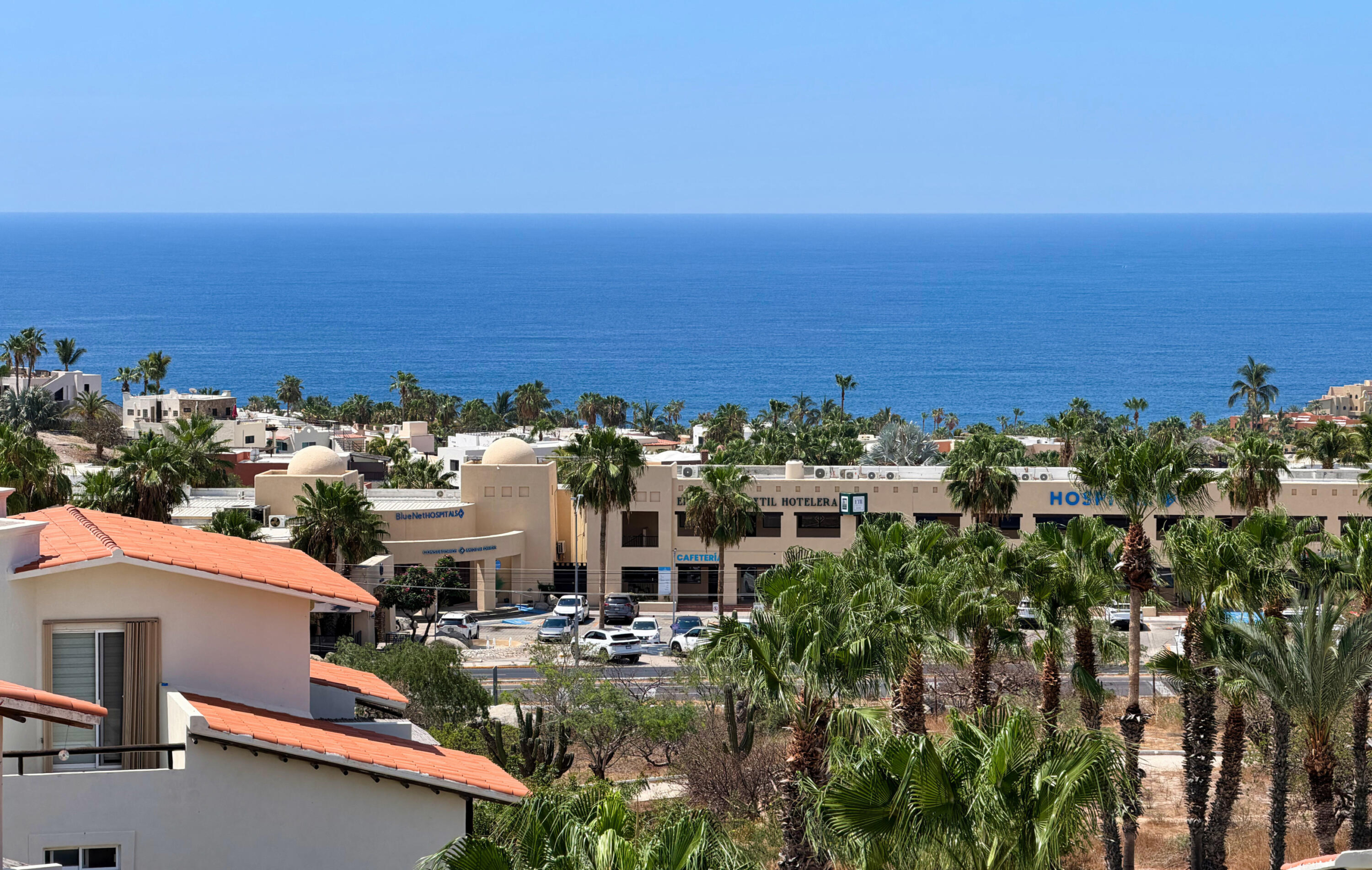 Esperanza Tamar PRICED TO SELL! 3-BR/2.5-BA in a great location. SPECTACULAR – Arenas Tower, Cabo Corridor, BS