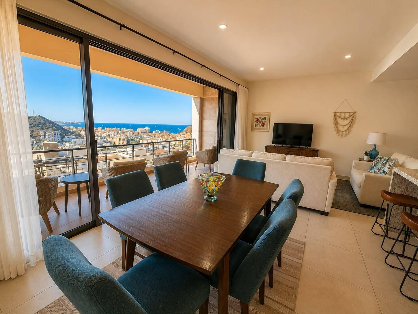 Esperanza Vista Mare Enjoy the best of Cabo living in this fully furnished and equipped **3-bedroom, 2-bathroom** condominium with **ocean for sale