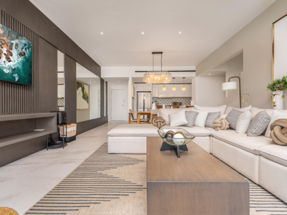 Esperanza Lumaria Lumaria C-106 is a upscale turnkey two-bedroom, two-bathroom ground-floor residence in El Tezal with ocean, Arch, pool and garden – Lumaria, Cabo Corridor, Cabo Corridor, BS