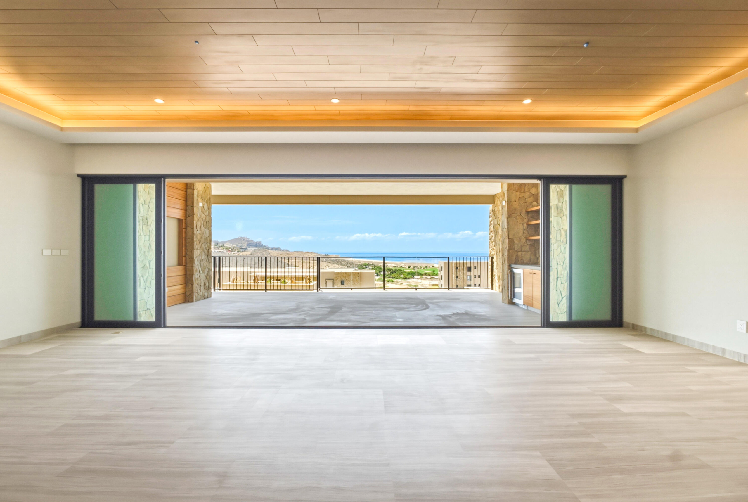 Esperanza Alvar Penthouse 4202 | Luxury Living. Flexible Financing. Unforgettable for sale