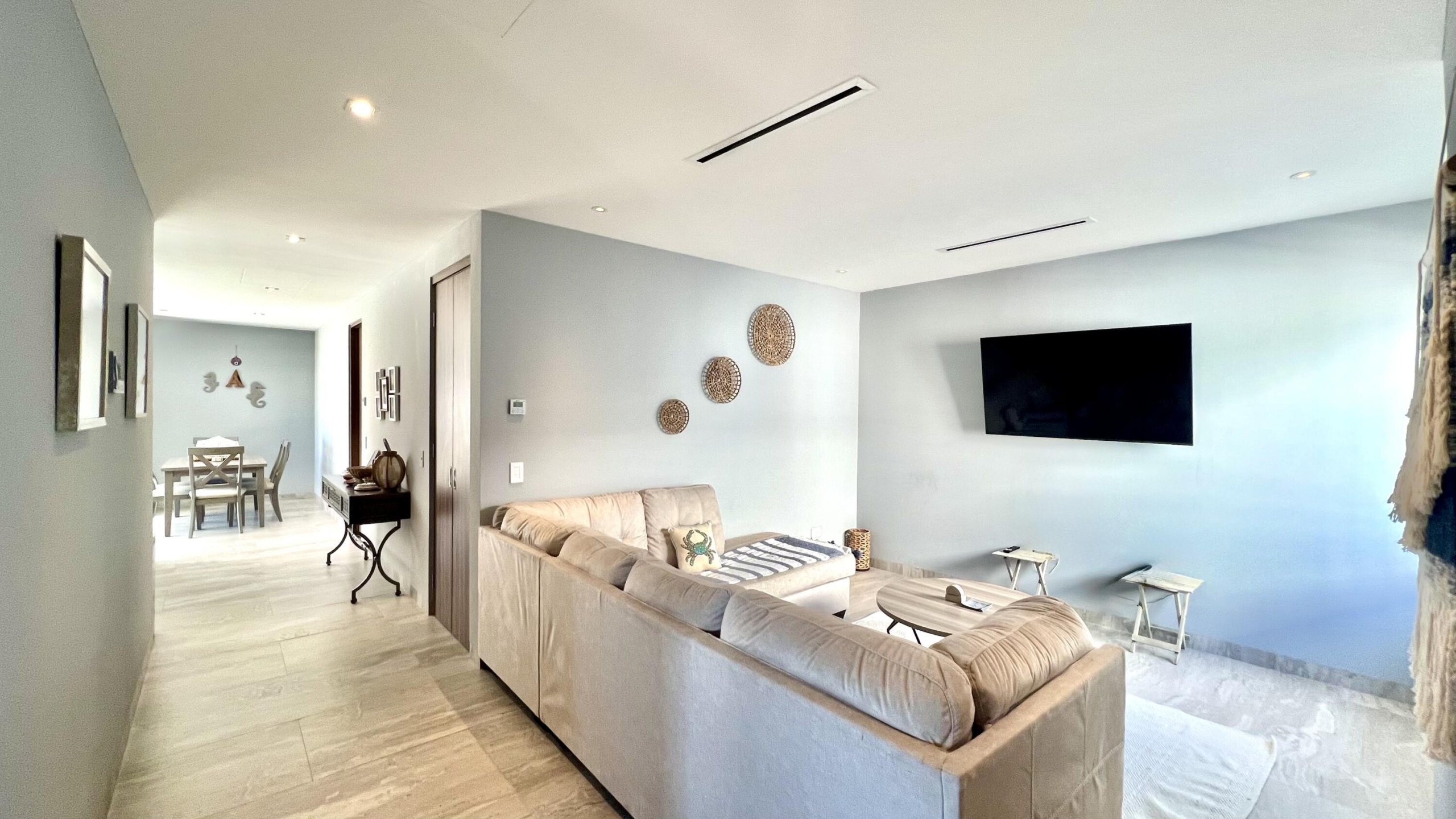 Esperanza General This beautifully furnished, spacious 2-bedroom Penthouse is located in the prestigious Cardinal Living luxury building, offering spectacular ocean and city for sale